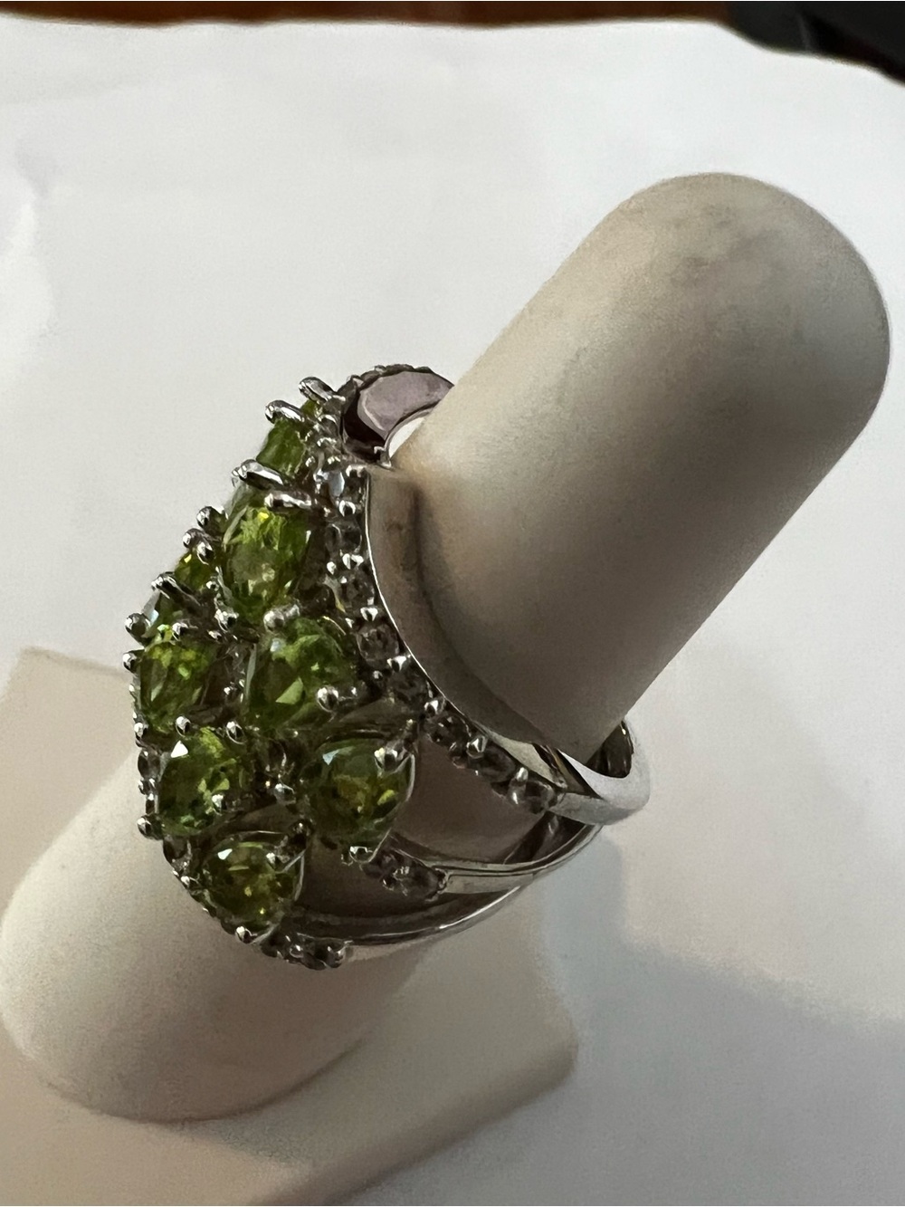 Elegant Created peridot Gemstone Cluster Ring - Women Jewelry Sterling 925 - Picture 6 of 11